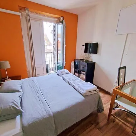 Apartamentos SmartRenting Tribunal-2
